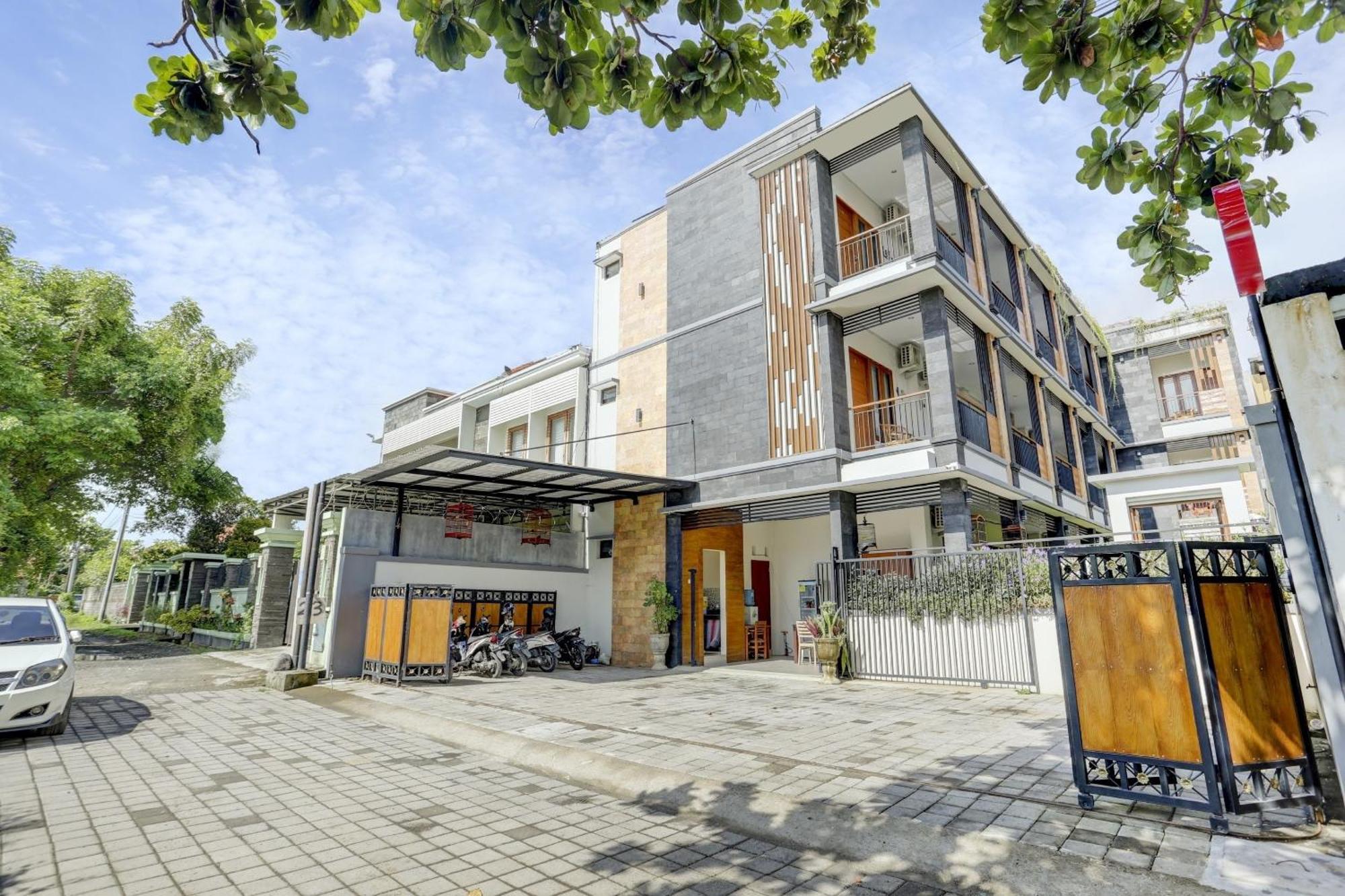 Super Oyo 90232 March 67 Stay Balian Exterior foto